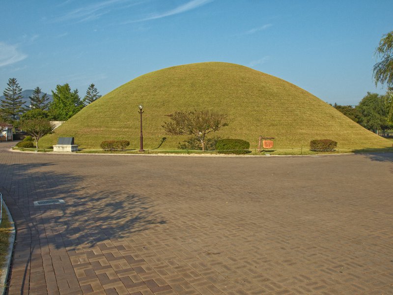 Gyeongju, Burial Mound